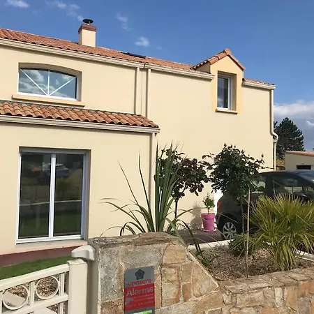 Apartamento T3 Individuel Avec Acces Piscine Et Jardin Prives Basse-Goulaine
