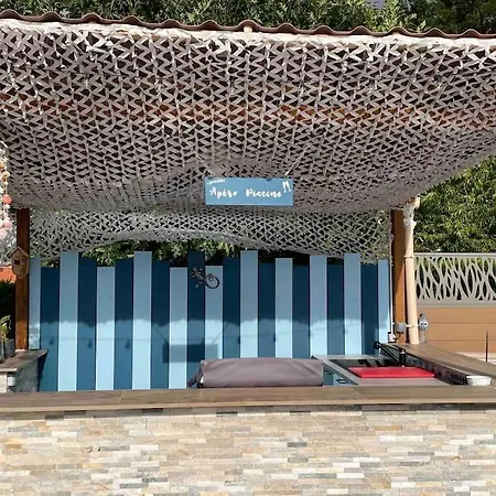 T3 Individuel Avec Acces Piscine Et Jardin Prives アパート