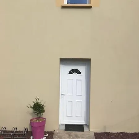 Apartamento T3 Individuel Avec Acces Piscine Et Jardin Prives Basse-Goulaine