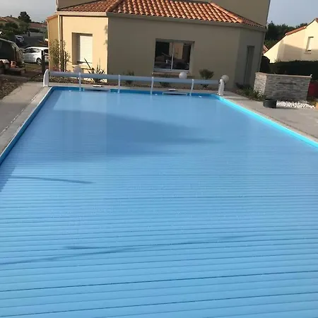 T3 Individuel Avec Acces Piscine Et Jardin Prives * Basse-Goulaine