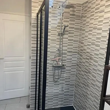 T3 Individuel Avec Acces Piscine Et Jardin Prives * Basse-Goulaine