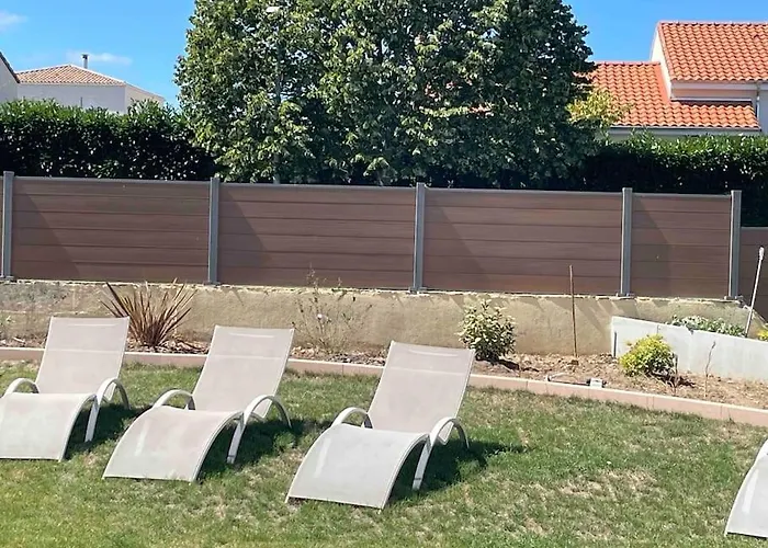 T3 Individuel Avec Accès Piscine Et Jardin Privés * Basse-Goulaine