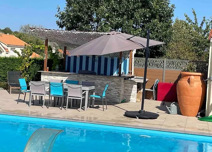 T3 Individuel Avec Accès Piscine Et Jardin Privés * Basse-Goulaine