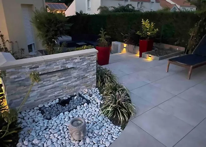 T3 Individuel Avec Accès Piscine Et Jardin Privés Basse-Goulaine