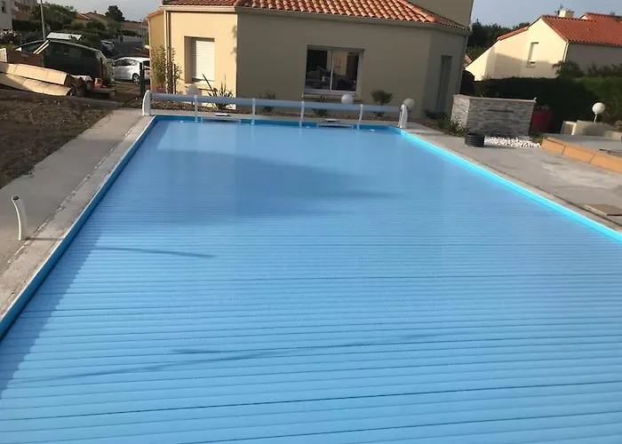 T3 Individuel Avec Accès Piscine Et Jardin Privés * Basse-Goulaine